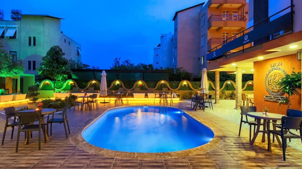 Side Leon Otel Exterior photo