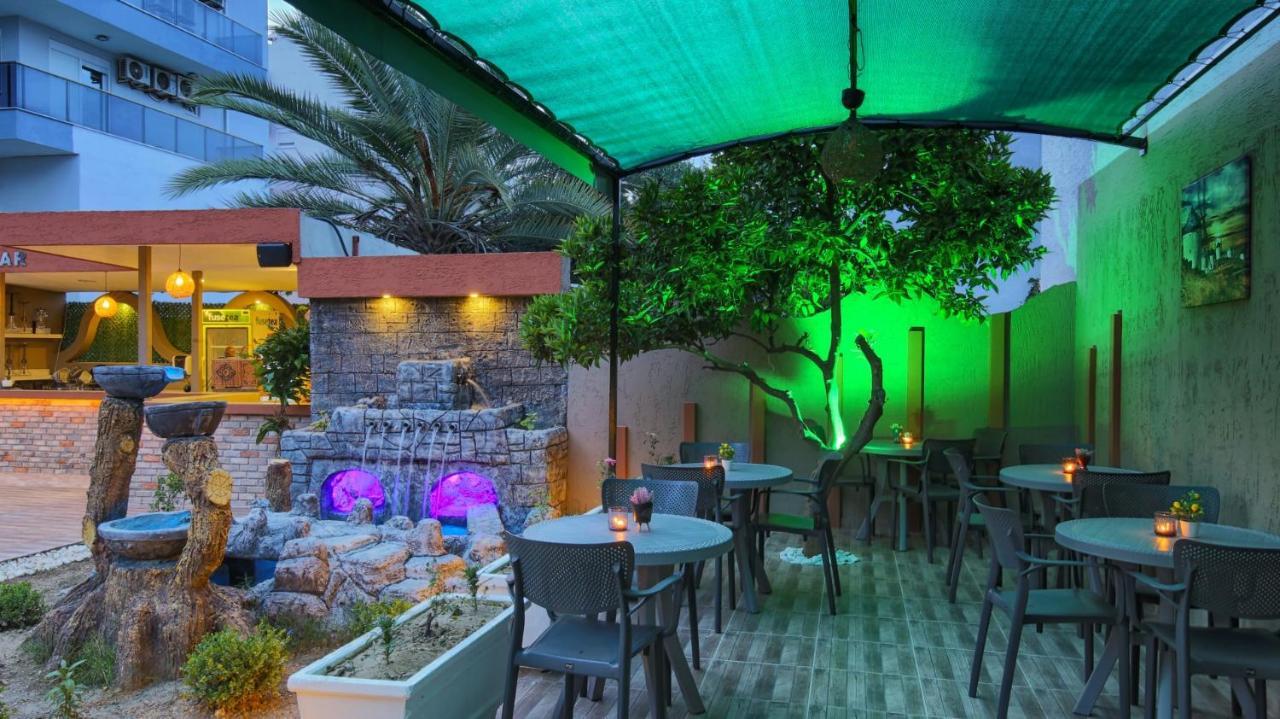 Side Leon Otel Exterior photo