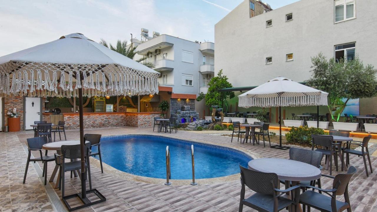 Side Leon Otel Exterior photo