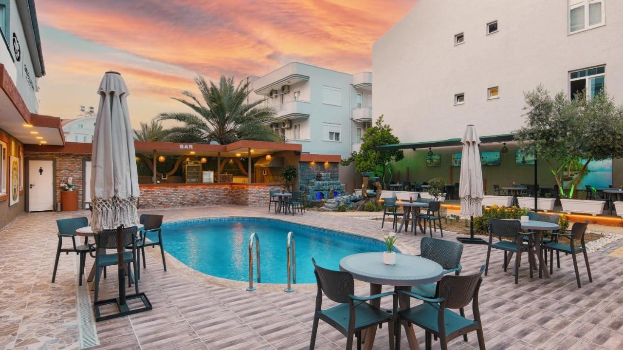 Side Leon Otel Exterior photo